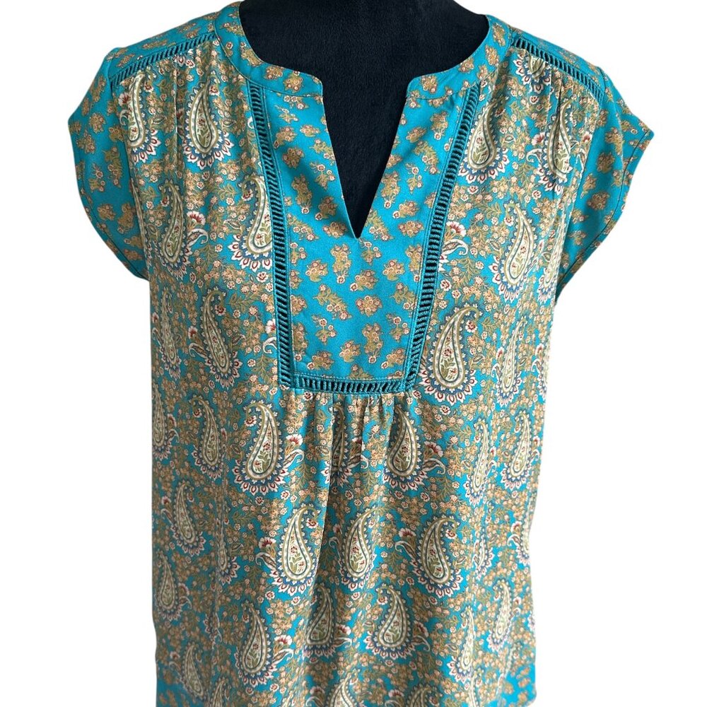 DR2 Turquoise Paisley Cap-Sleeve Blouse with Gold Accents